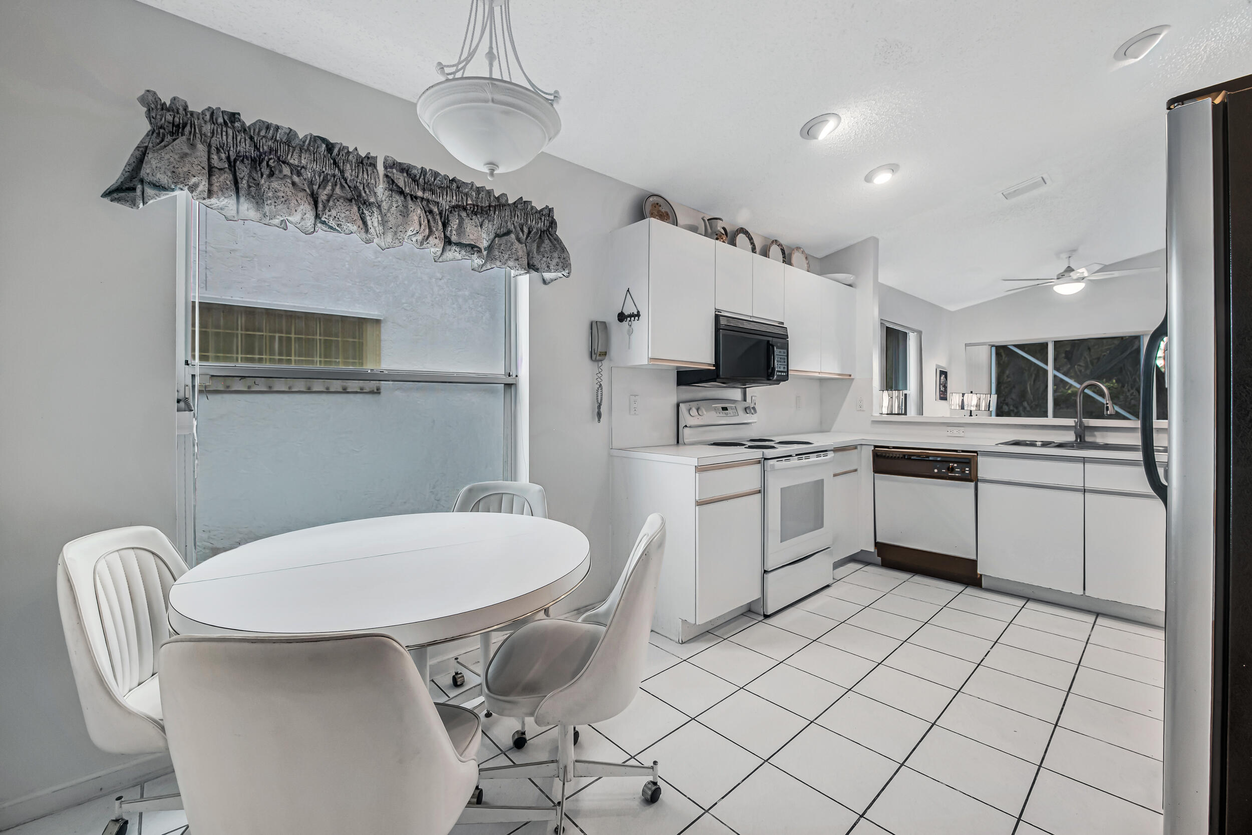 PALM ISLES - Residential