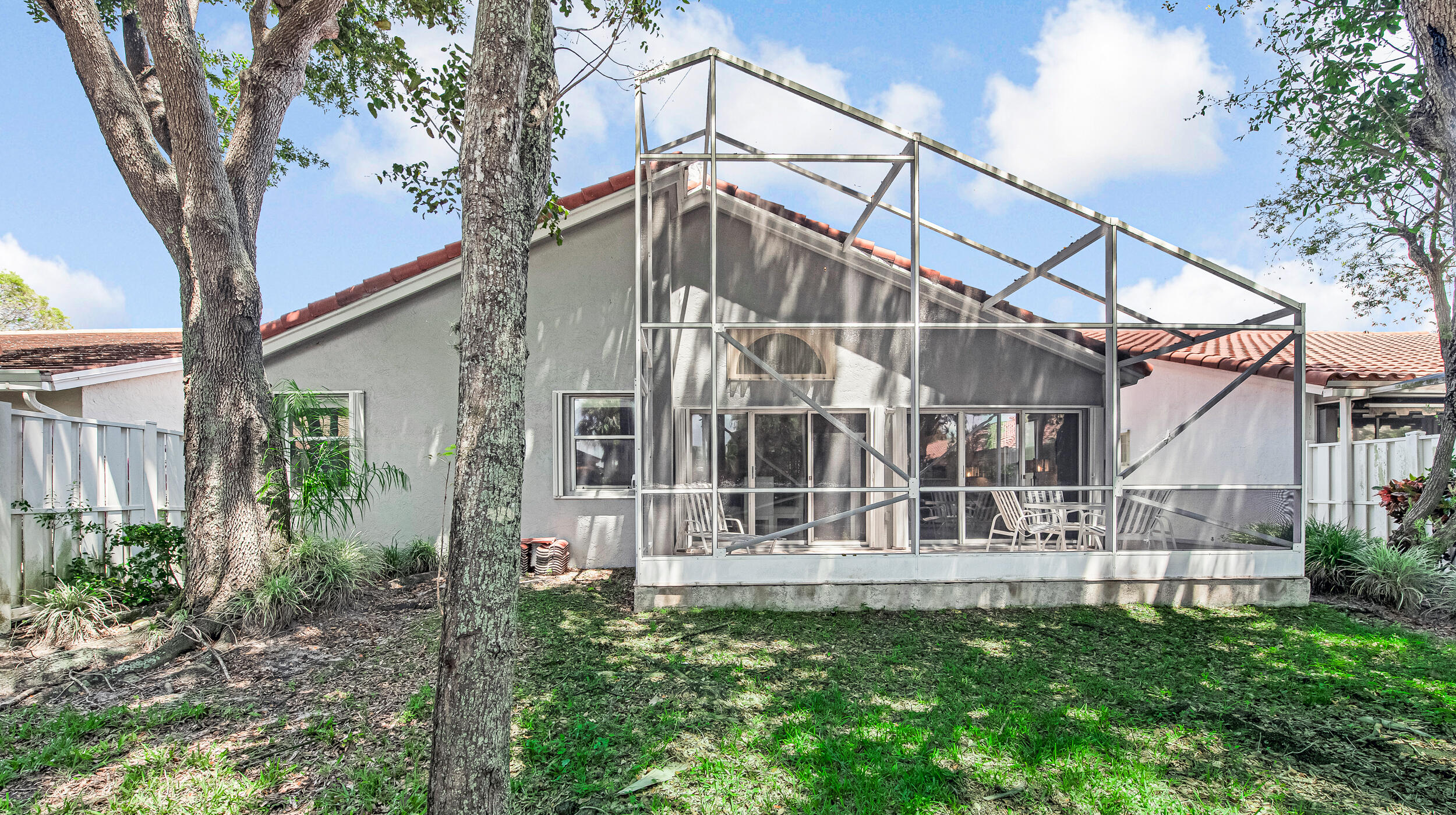 PALM ISLES - Residential