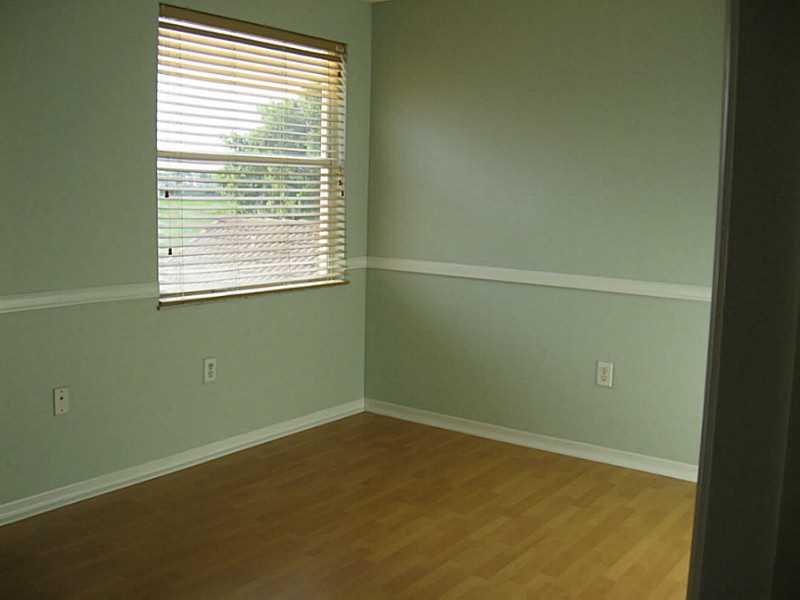 PEMBROKE FALLS PHASE 7 16 - Residential Lease