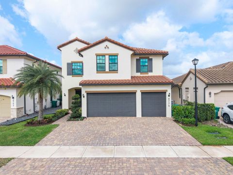 8775 E Baypoint Circle Parkland FL 33076