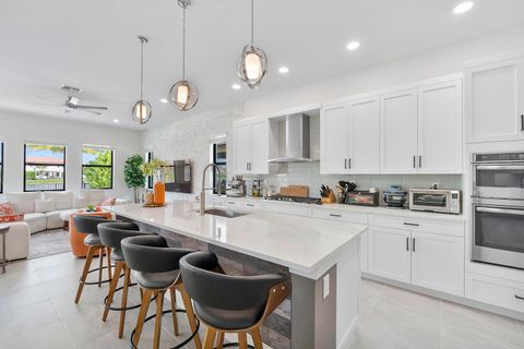 Tiny photo for 8775 E Baypoint Circle, Parkland, FL 33076 (MLS # B26014501)