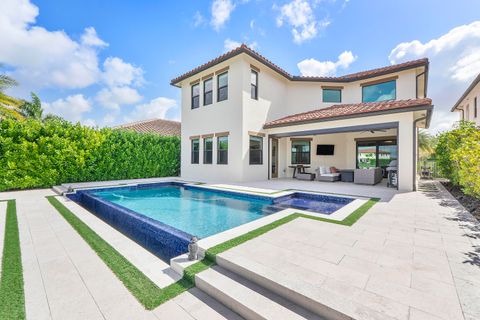 Tiny photo for 8775 E Baypoint Circle, Parkland, FL 33076 (MLS # B26014501)
