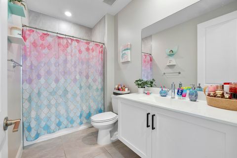 Tiny photo for 8775 E Baypoint Circle, Parkland, FL 33076 (MLS # B26014501)