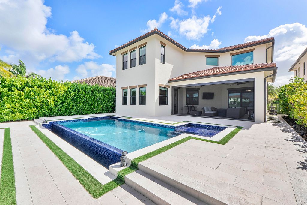 Photo of 8775 E Baypoint Circle, Parkland, FL 33076 (MLS # B26014501)