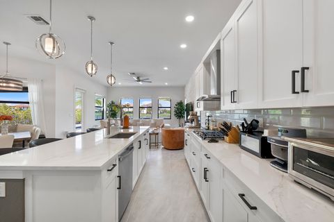 Tiny photo for 8775 E Baypoint Circle, Parkland, FL 33076 (MLS # B26014501)