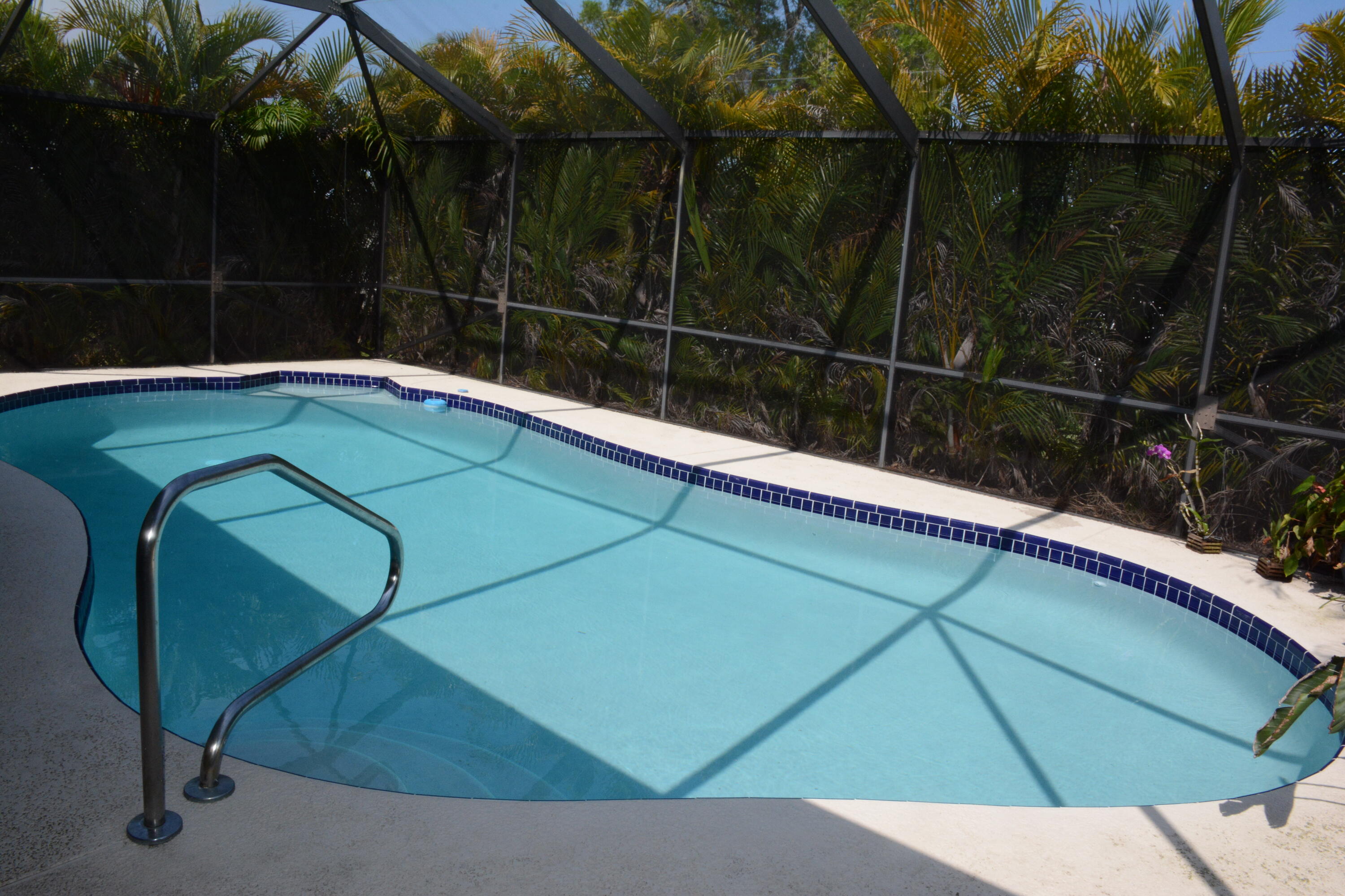 2/2 CBS POOL HOME on Quiet Street. Split Floor Plan, Vaulted Ceilings, Entertaining Kitchen with Large Pass Through Window. The Master Suite Has Sliders Leading Out to the Pool. Indoor Laundry Room. All Neutral Colors. Current Owner Rents the Property on VRBO and it is Constantly Rented. Roof in 2020 with $25,000 In SOLAR PANELS For Extra Efficiency and Low Monthly Electric Bills! $20 in the Winter and $80-$100 during the Summer! AC 2021 and New Variable Speed Pool Pump. Close to Turnpike and Shopping. Must See!!