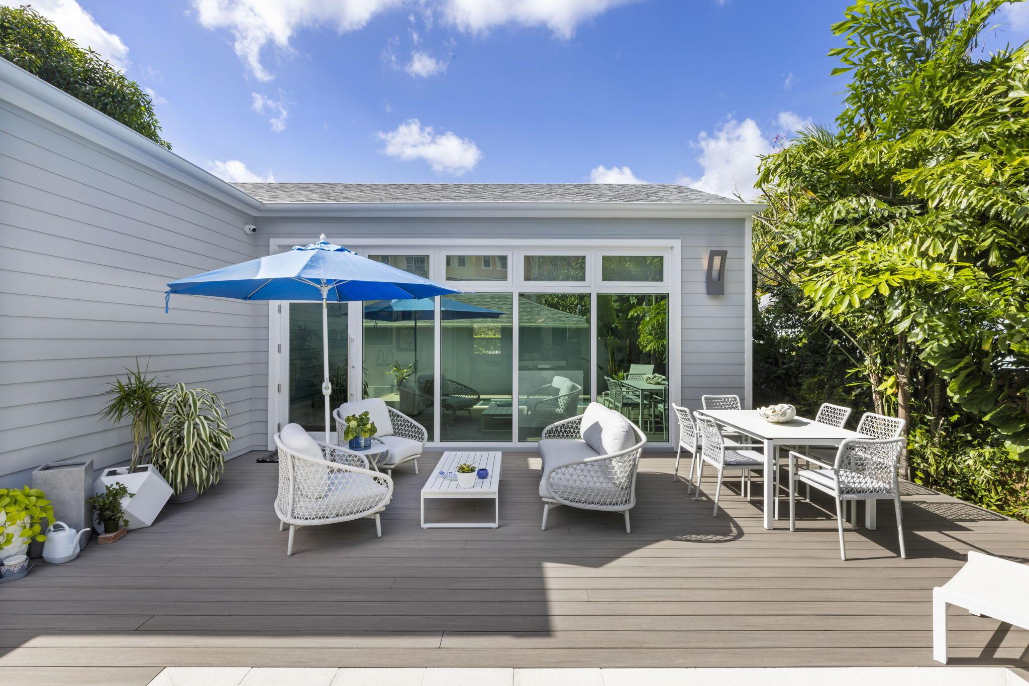 Old School Square Histori - Residential