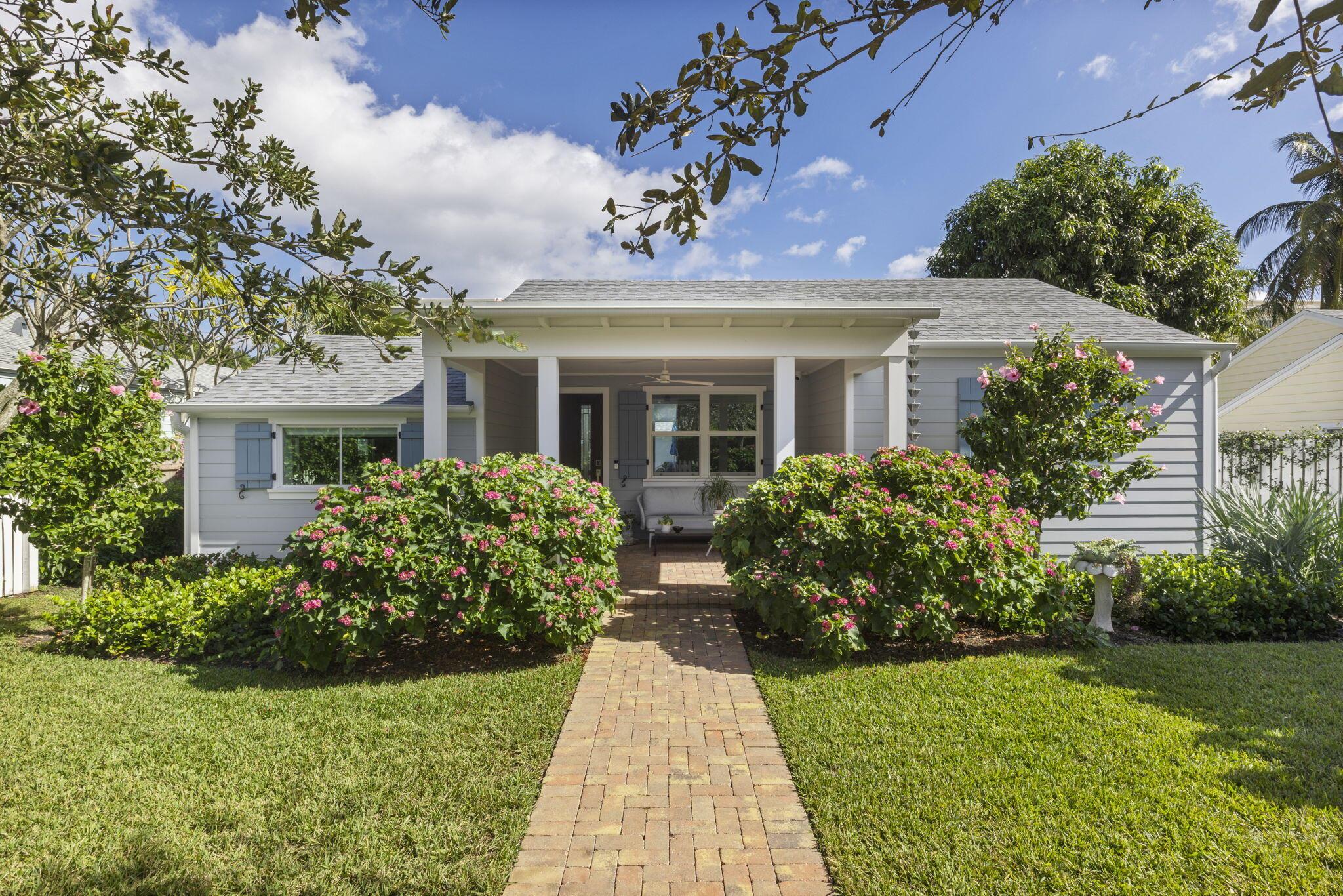 Old School Square Histori - Residential