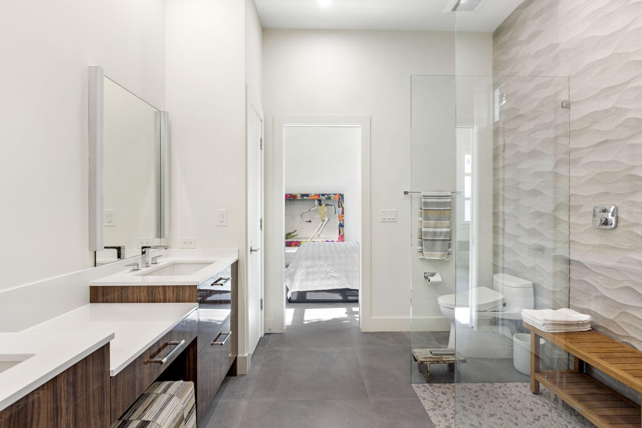 Old School Square Histori - Residential