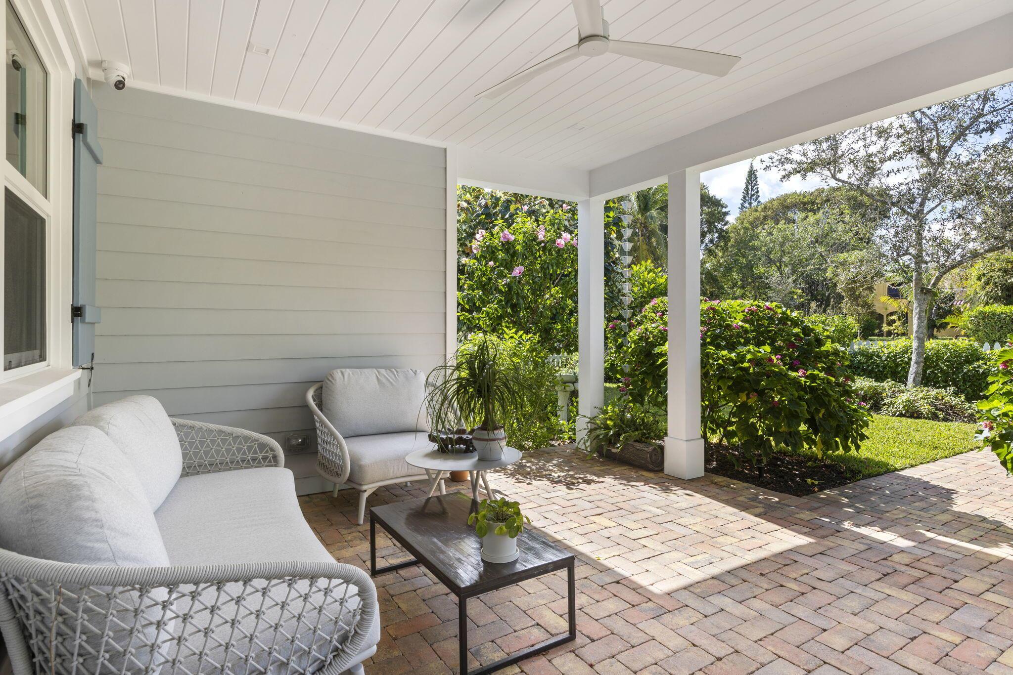 Old School Square Histori - Residential