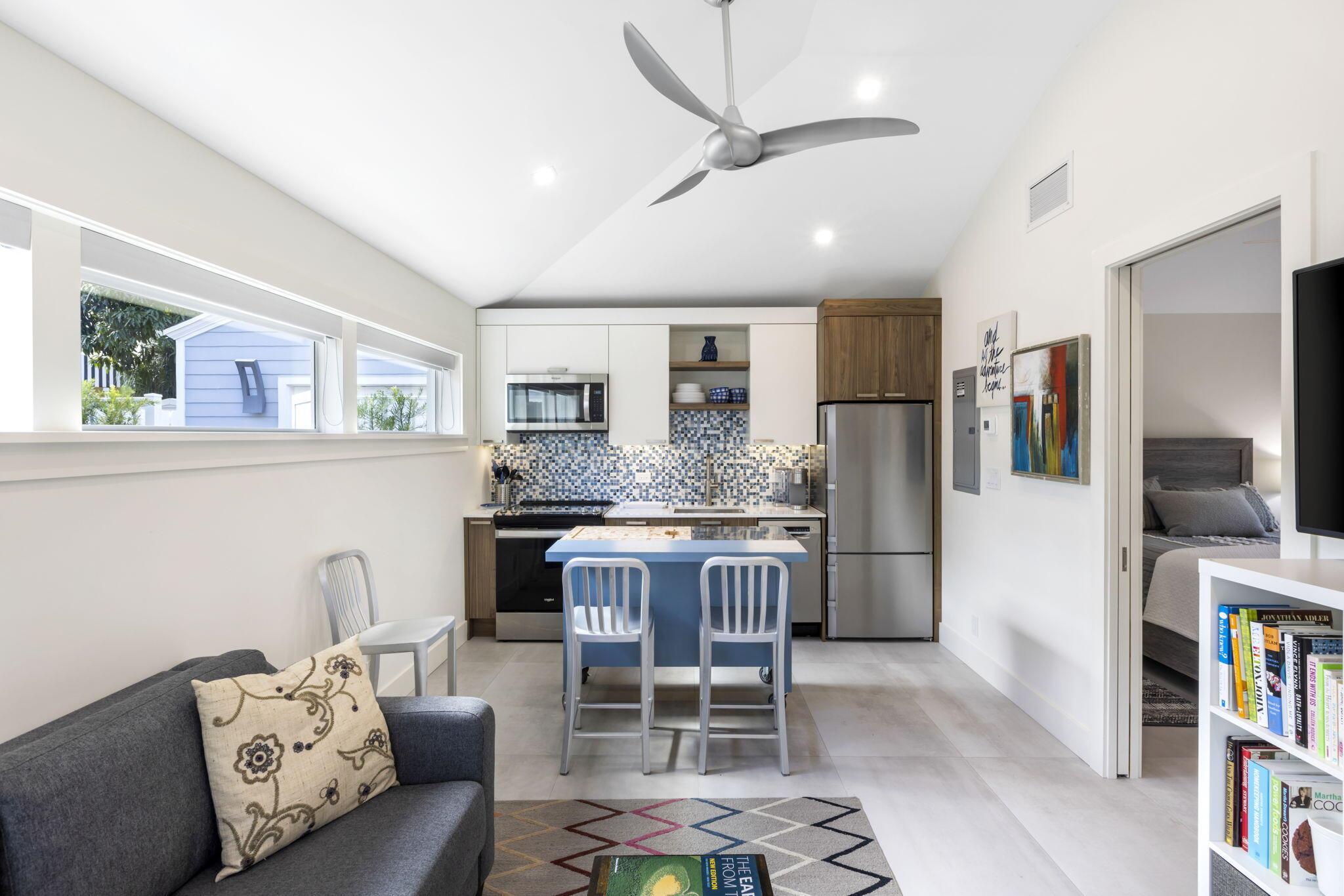 Old School Square Histori - Residential