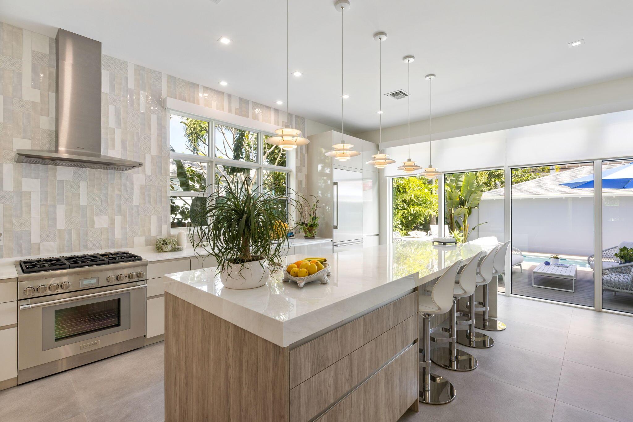 Old School Square Histori - Residential