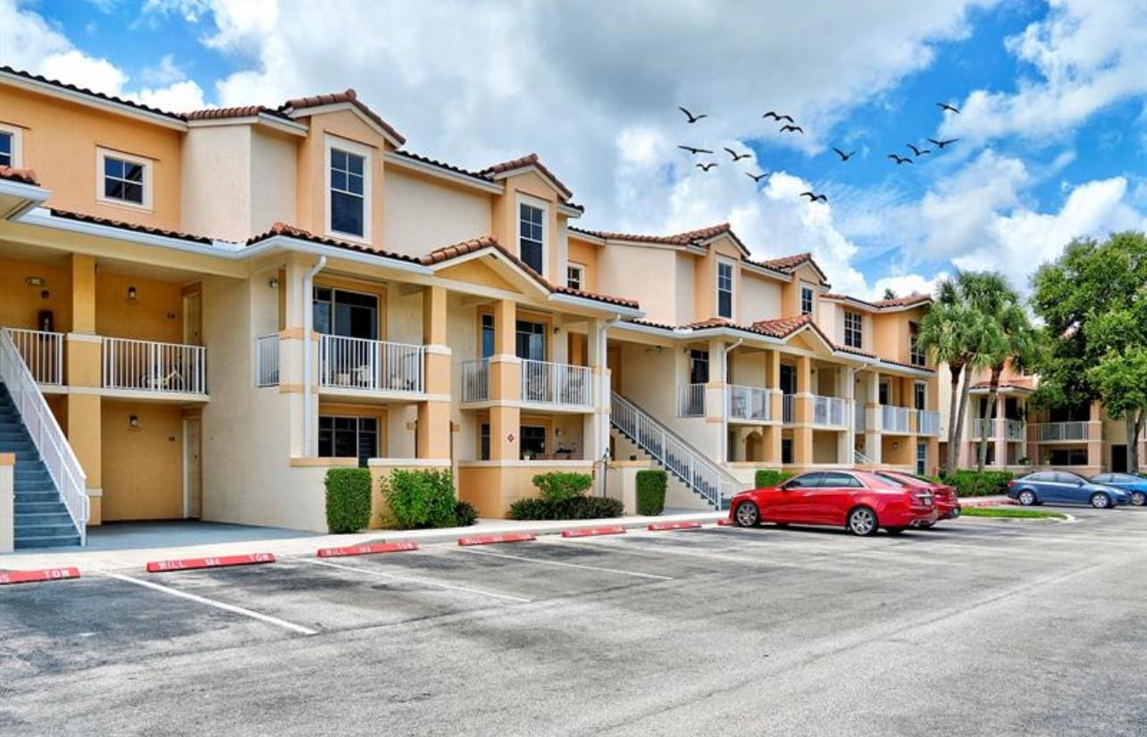 VILLAGE AT ABACOA CONDO - Residential Lease