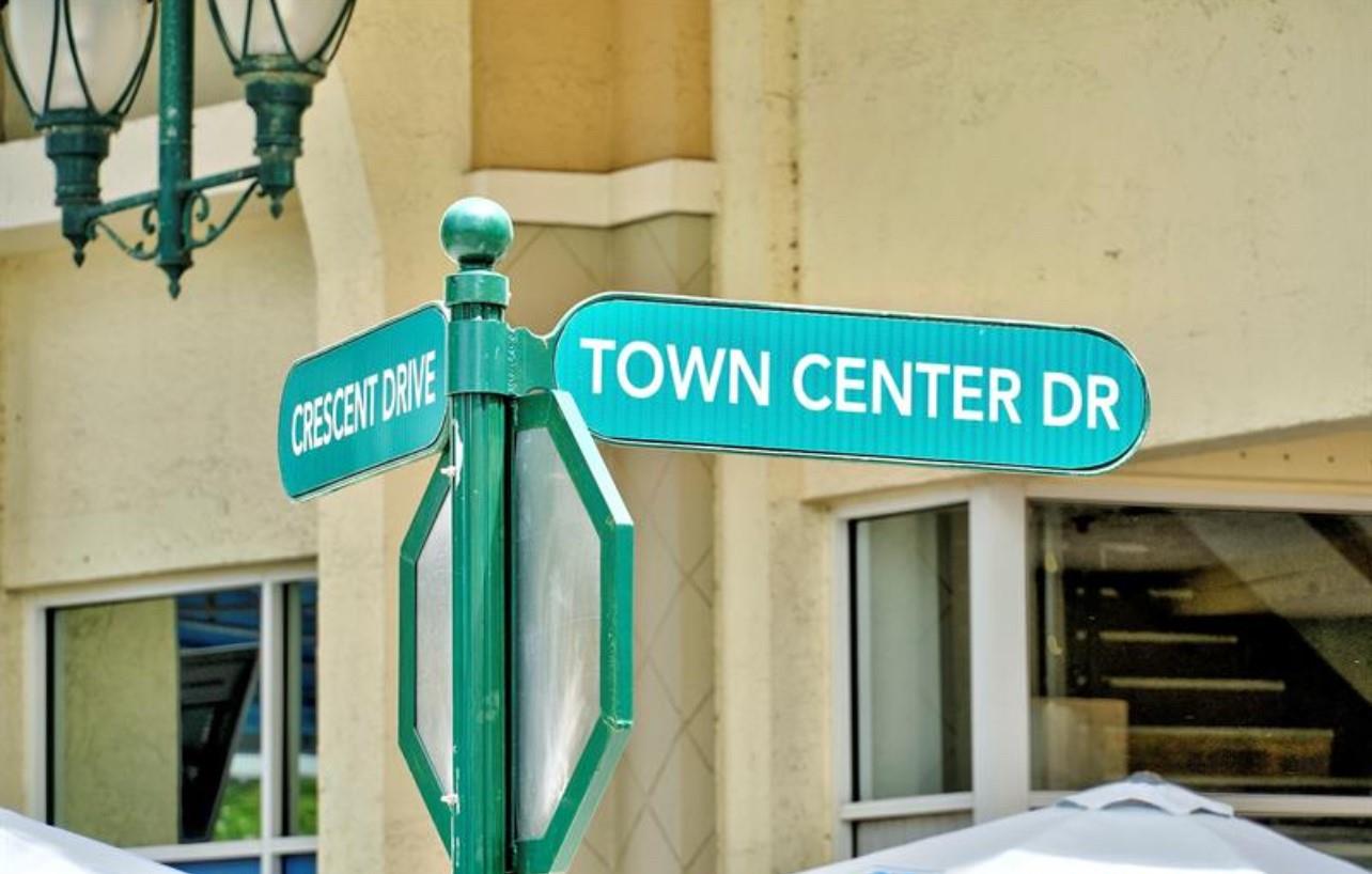 VILLAGE AT ABACOA CONDO - Residential Lease