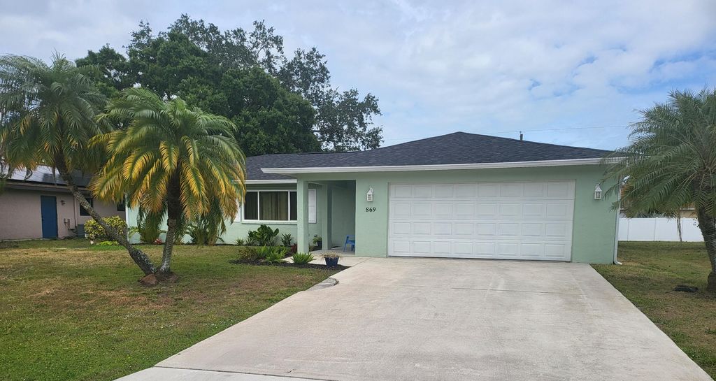 Photo of 869 SE Odonnell Lane, Port Saint Lucie, FL 34983 (MLS # R10976869)