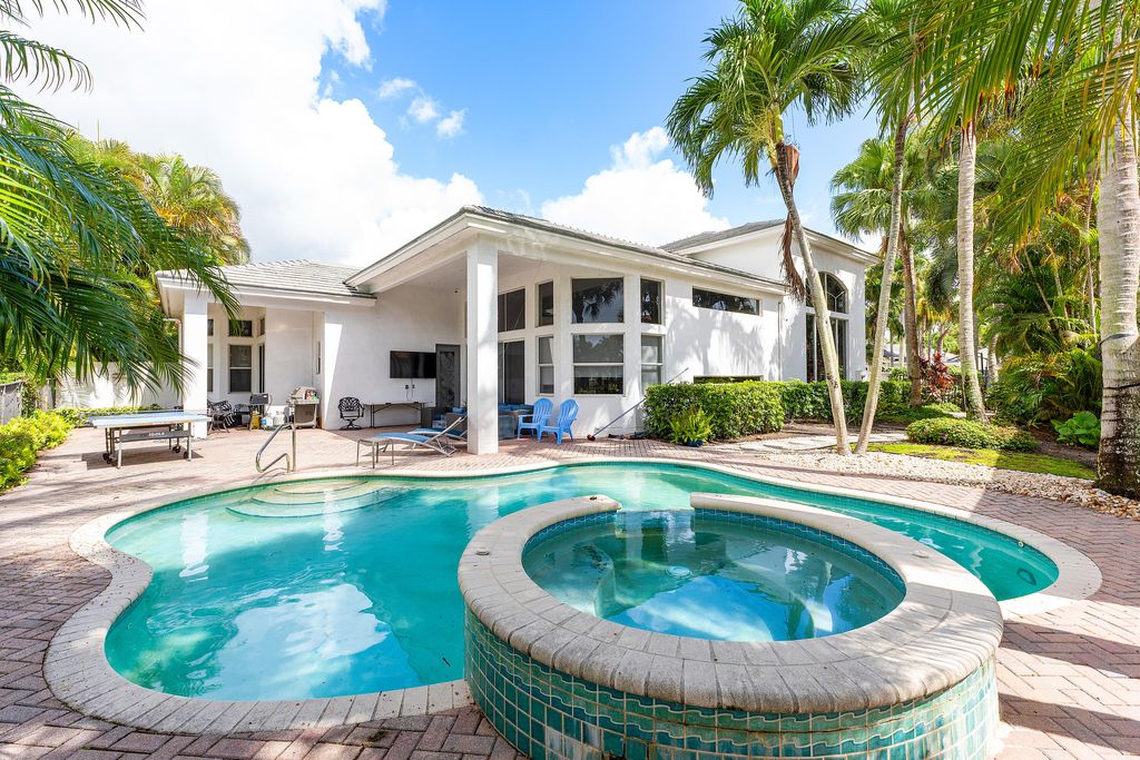 Photo of 16414 Braeburn Ridge Trail, Delray Beach, FL 33446 (MLS # R11098084)