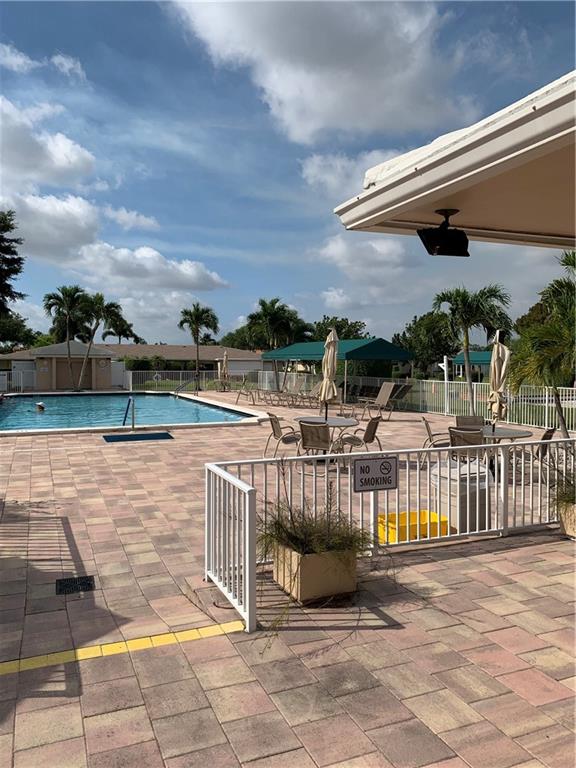 Boca Lakes - Residential