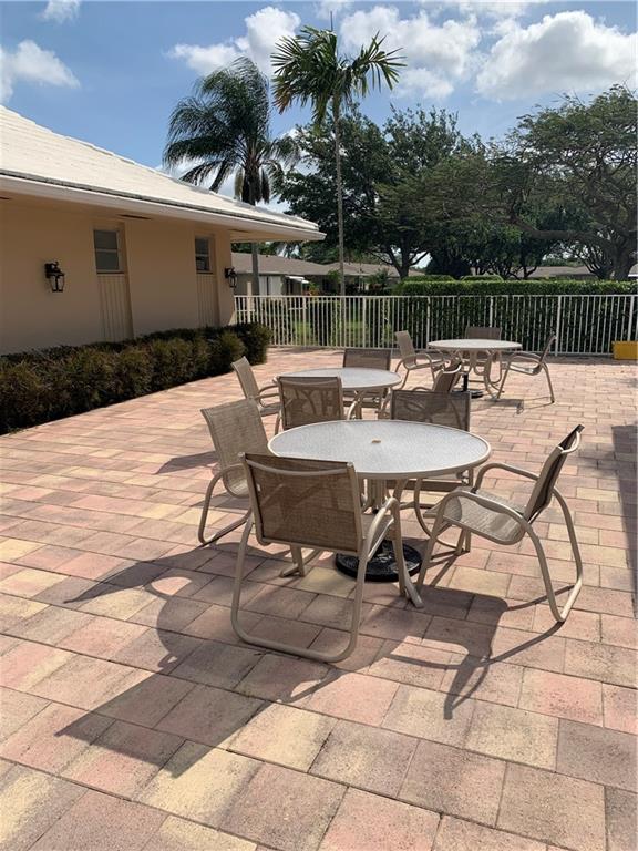 Boca Lakes - Residential