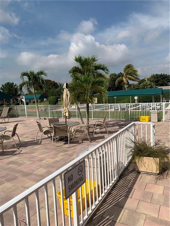 Boca Lakes - Residential