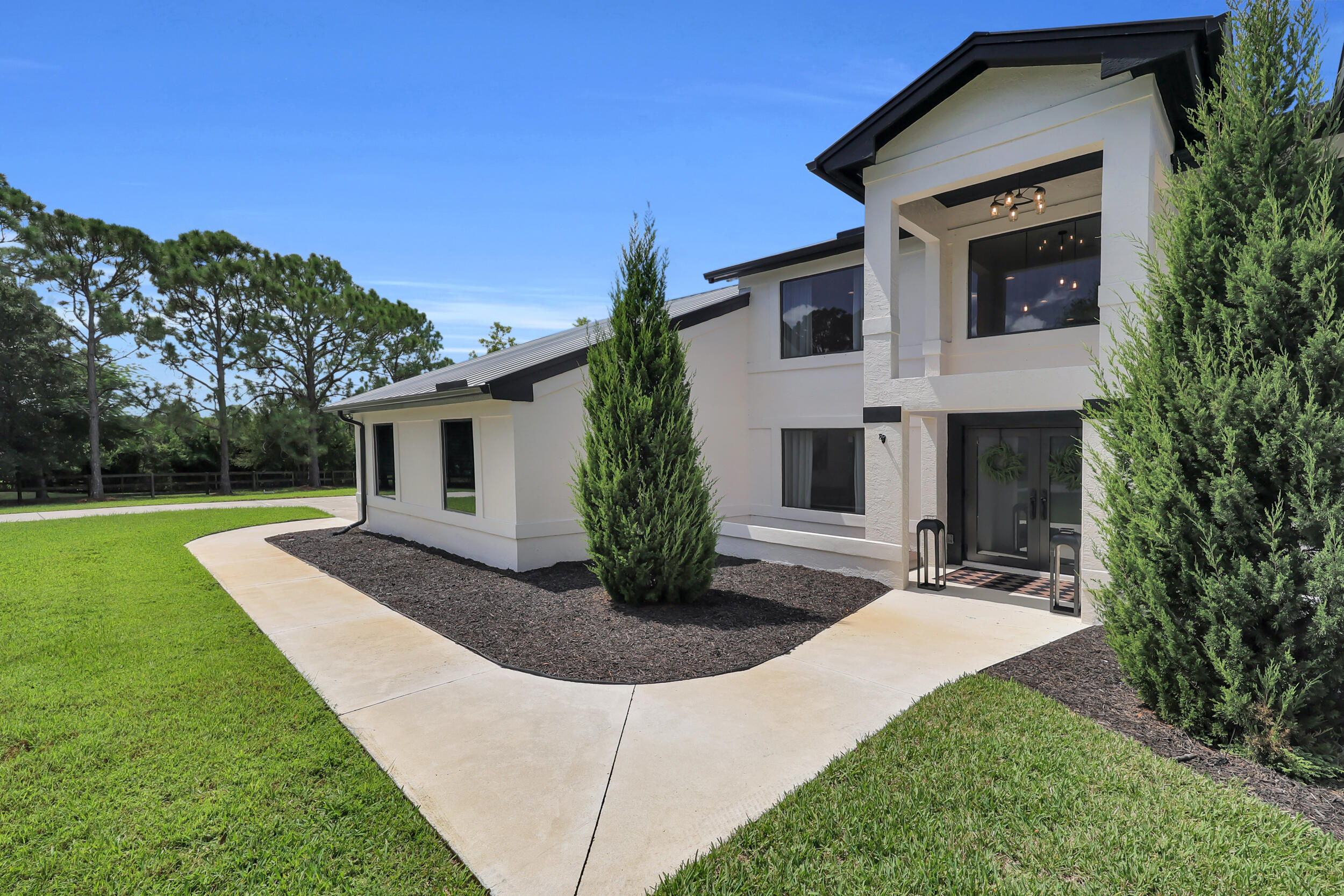 9809 SW MALIBU Terrace