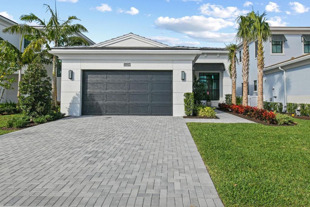 Photo of 13229 Faberge Place, Palm Beach Gardens, FL 33418 (MLS # R11064401)