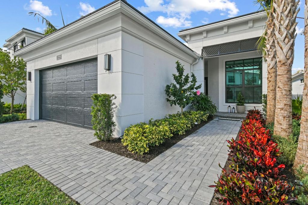 Photo of 13229 Faberge Place, Palm Beach Gardens, FL 33418 (MLS # R11064401)