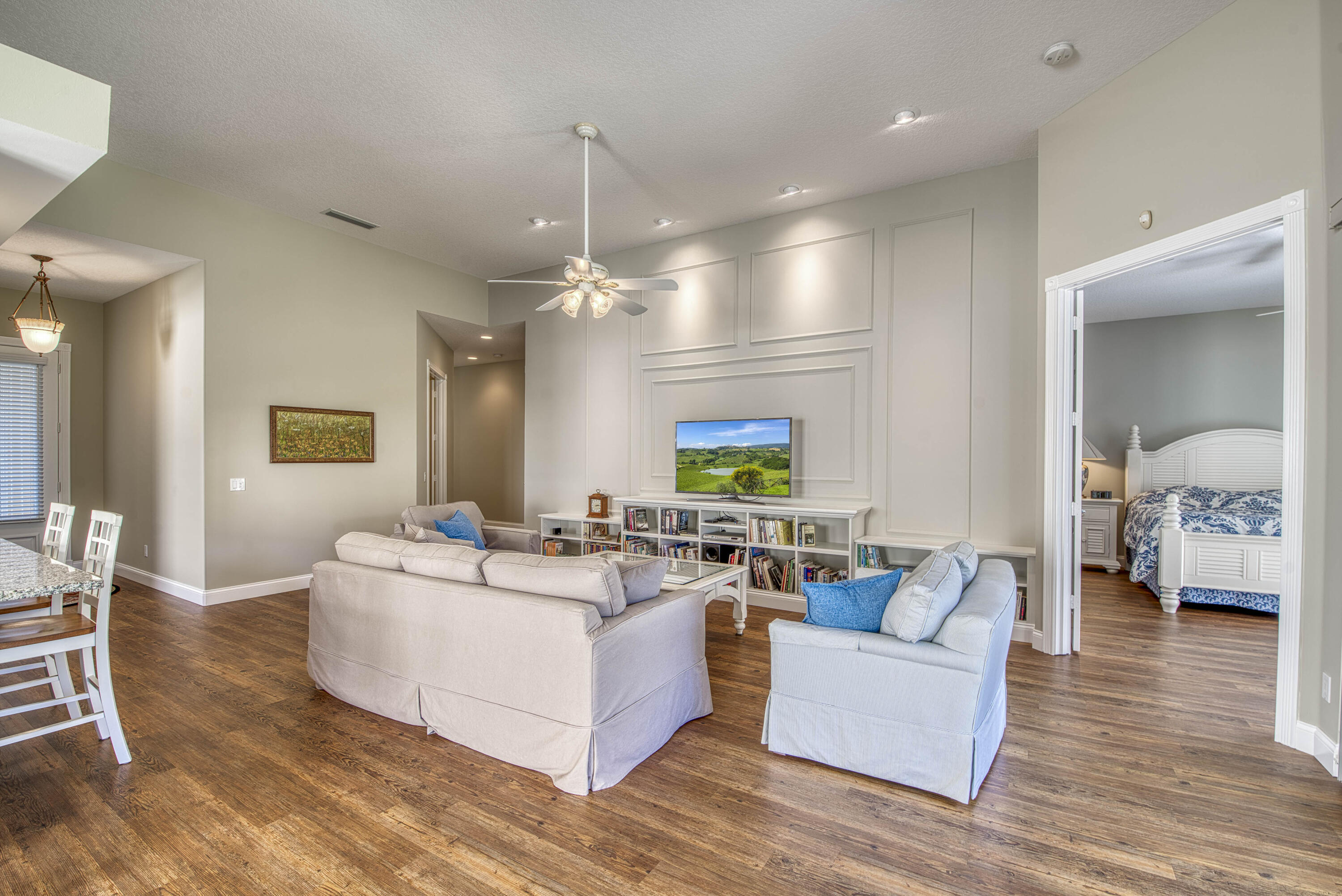 8784 SE Retreat Drive