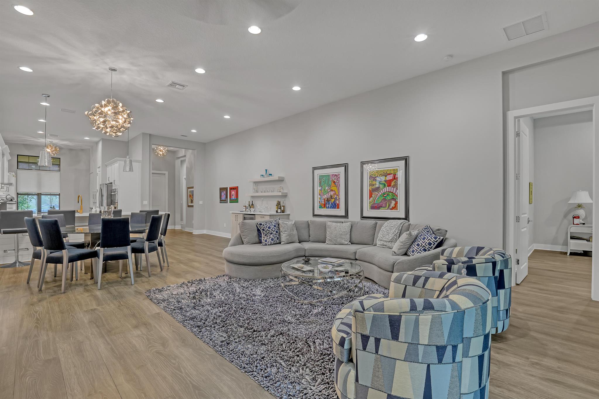 ARTISTRY PALM BEACH - Residential