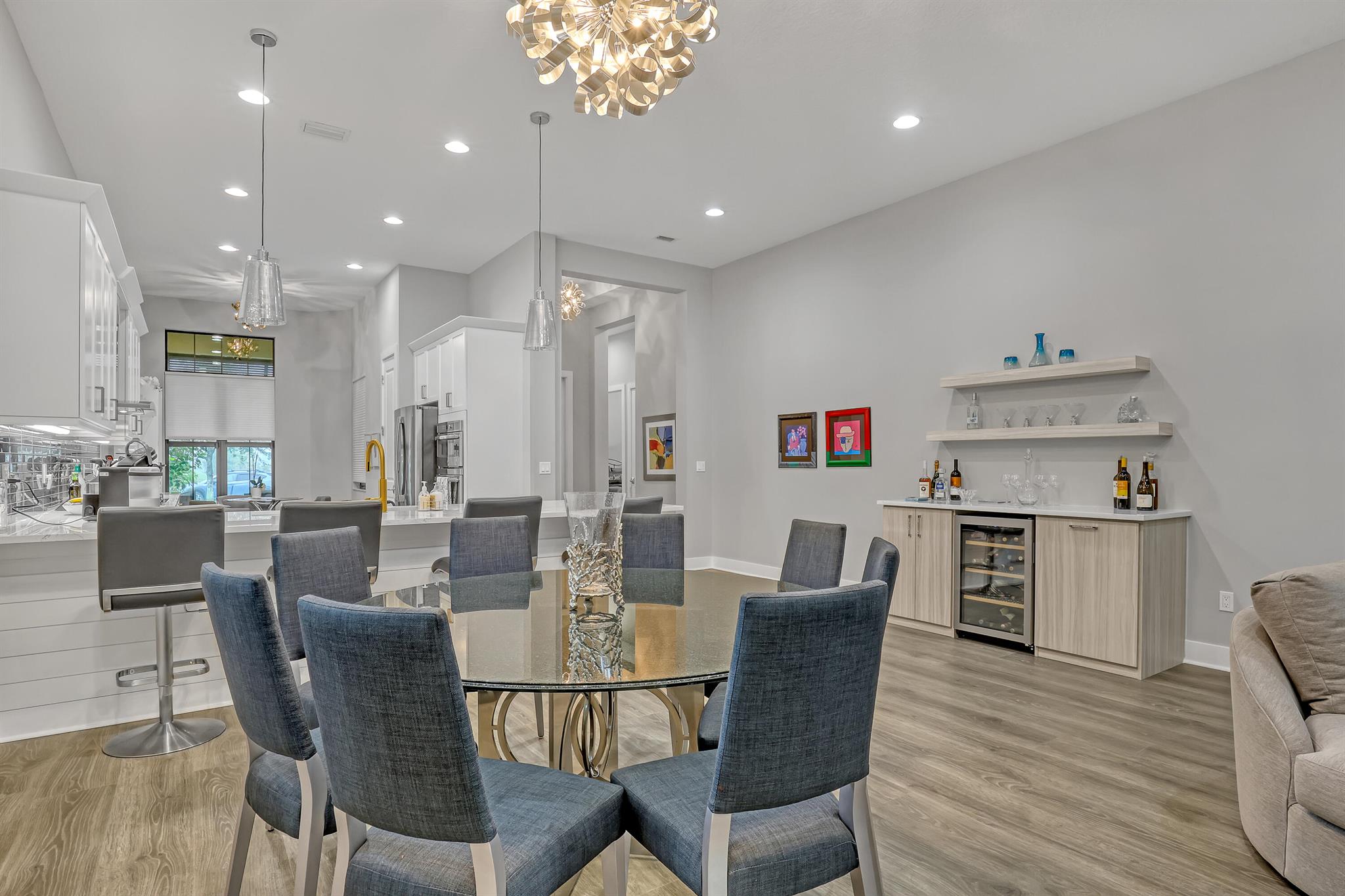 ARTISTRY PALM BEACH - Residential