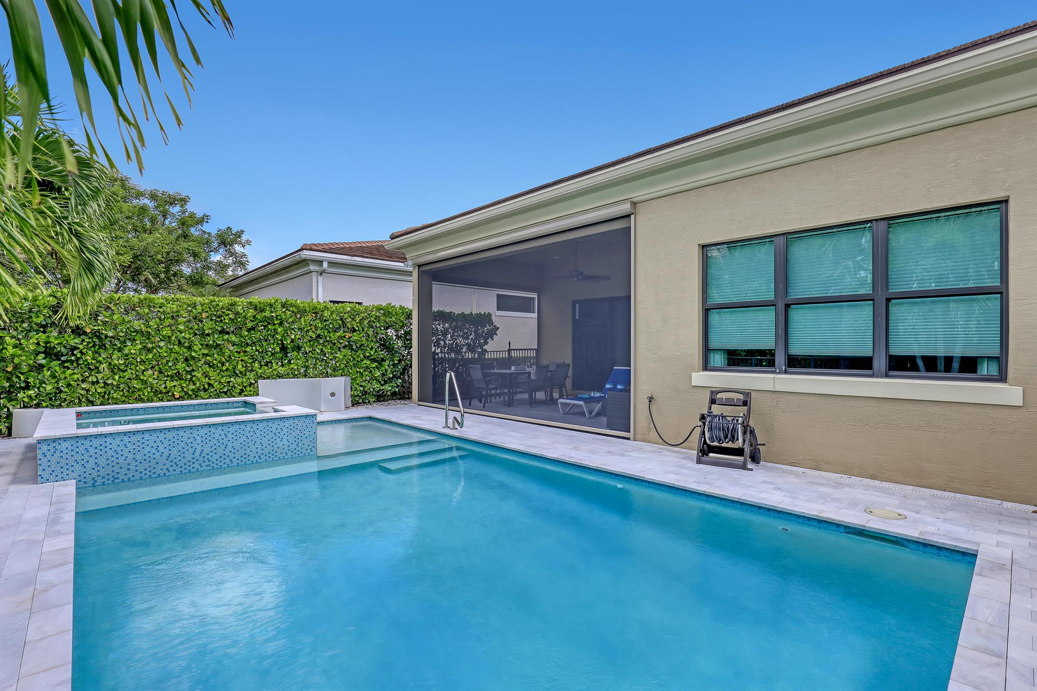 ARTISTRY PALM BEACH - Residential
