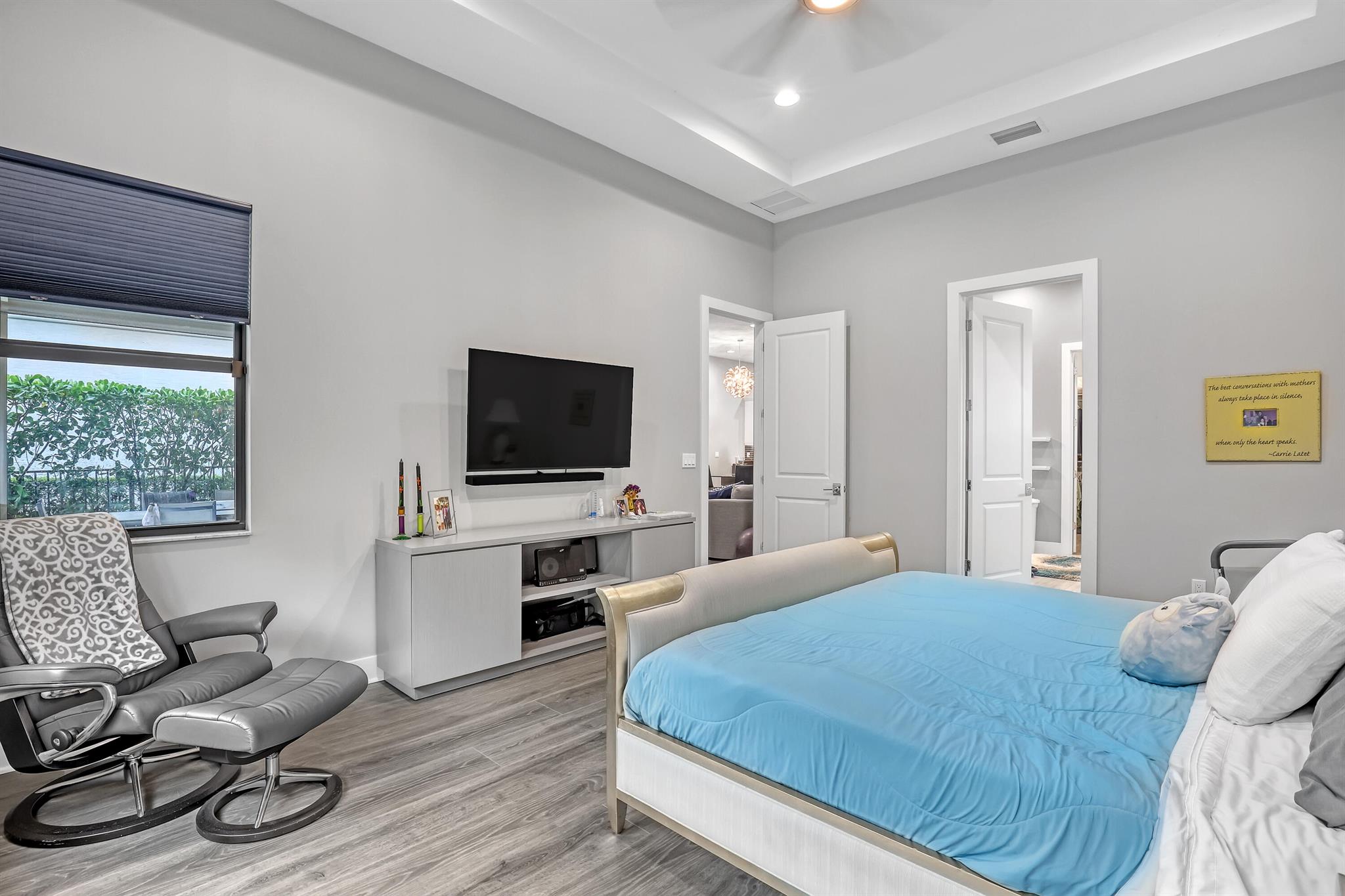 ARTISTRY PALM BEACH - Residential