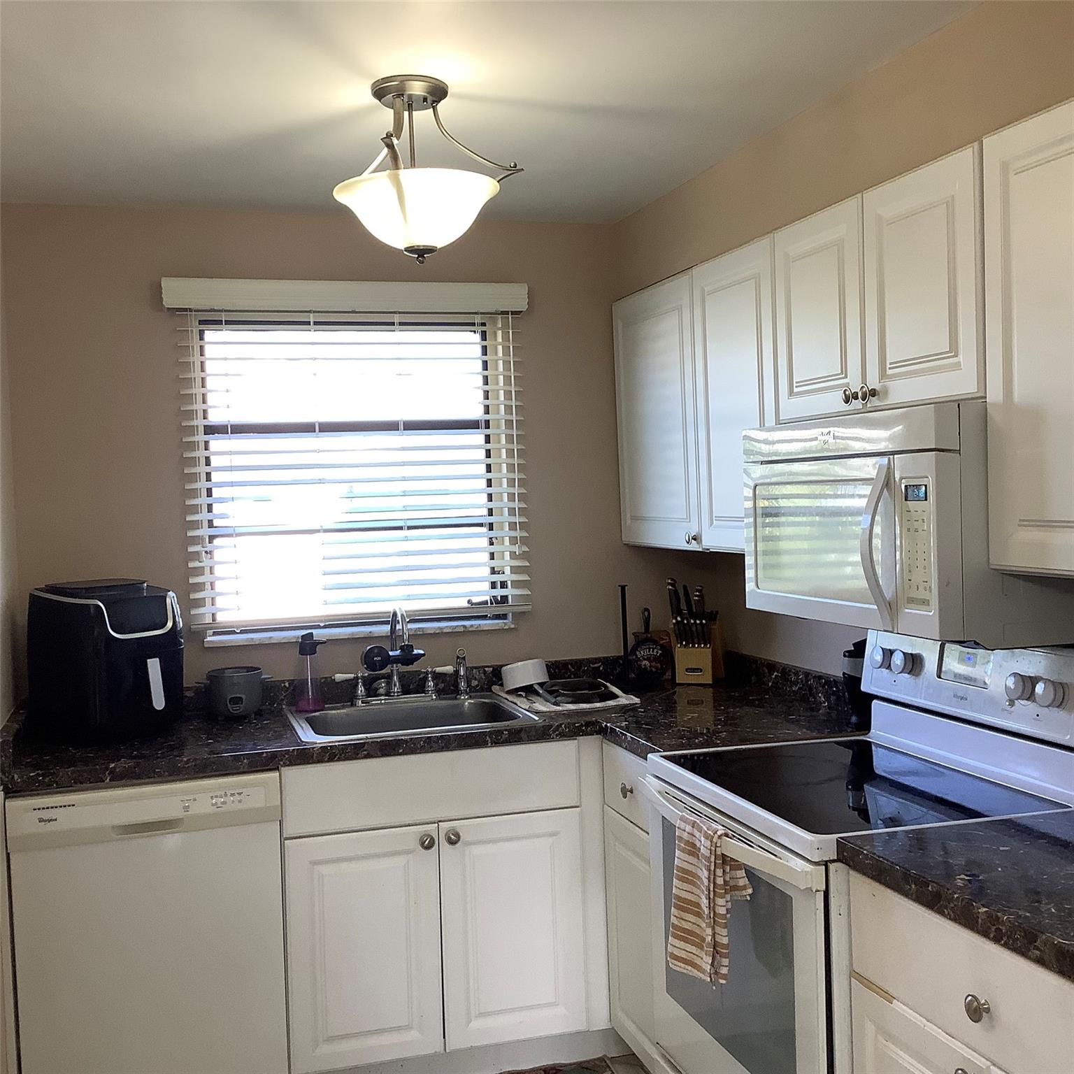 50 SE 12th St 267