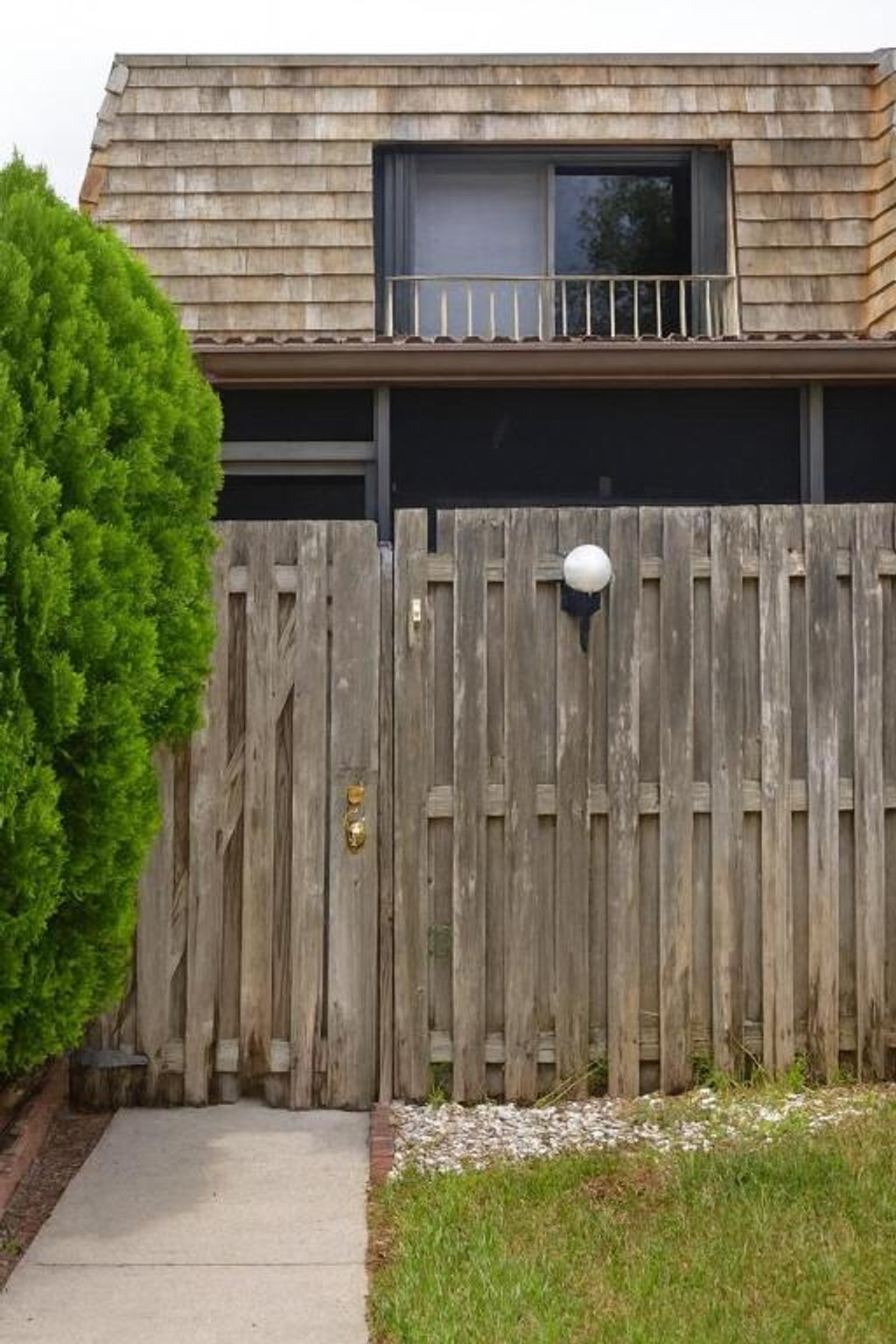 Photo of 211 Woodland Road, Palm Springs, FL 33461 (MLS # R11158826)