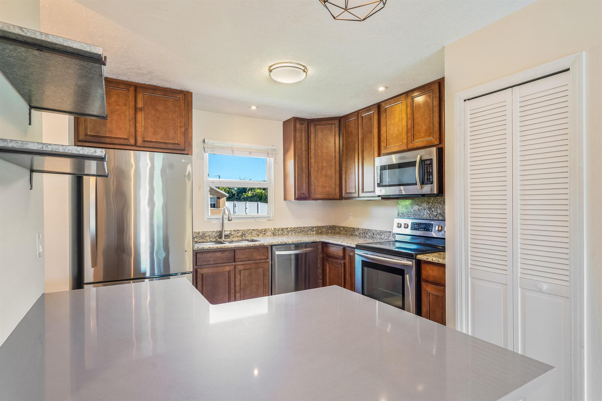 SEBASTIAN HIGHLANDS UNIT 5 - Residential