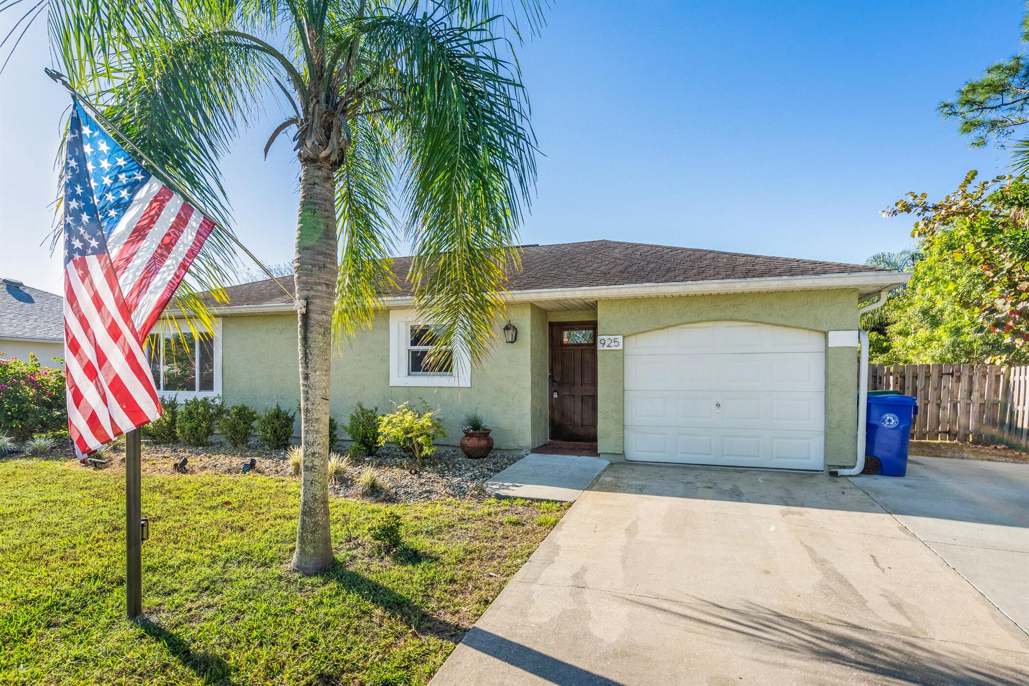 SEBASTIAN HIGHLANDS UNIT 5 - Residential