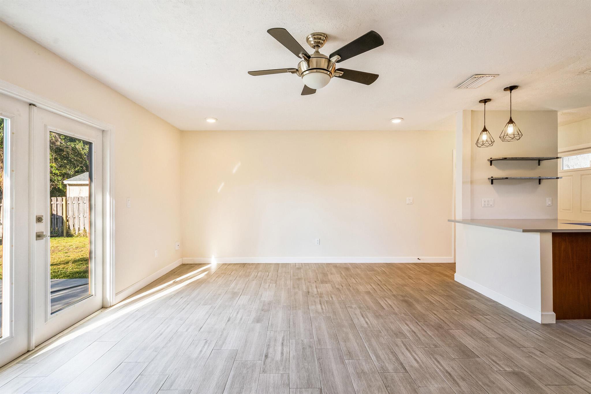 SEBASTIAN HIGHLANDS UNIT 5 - Residential