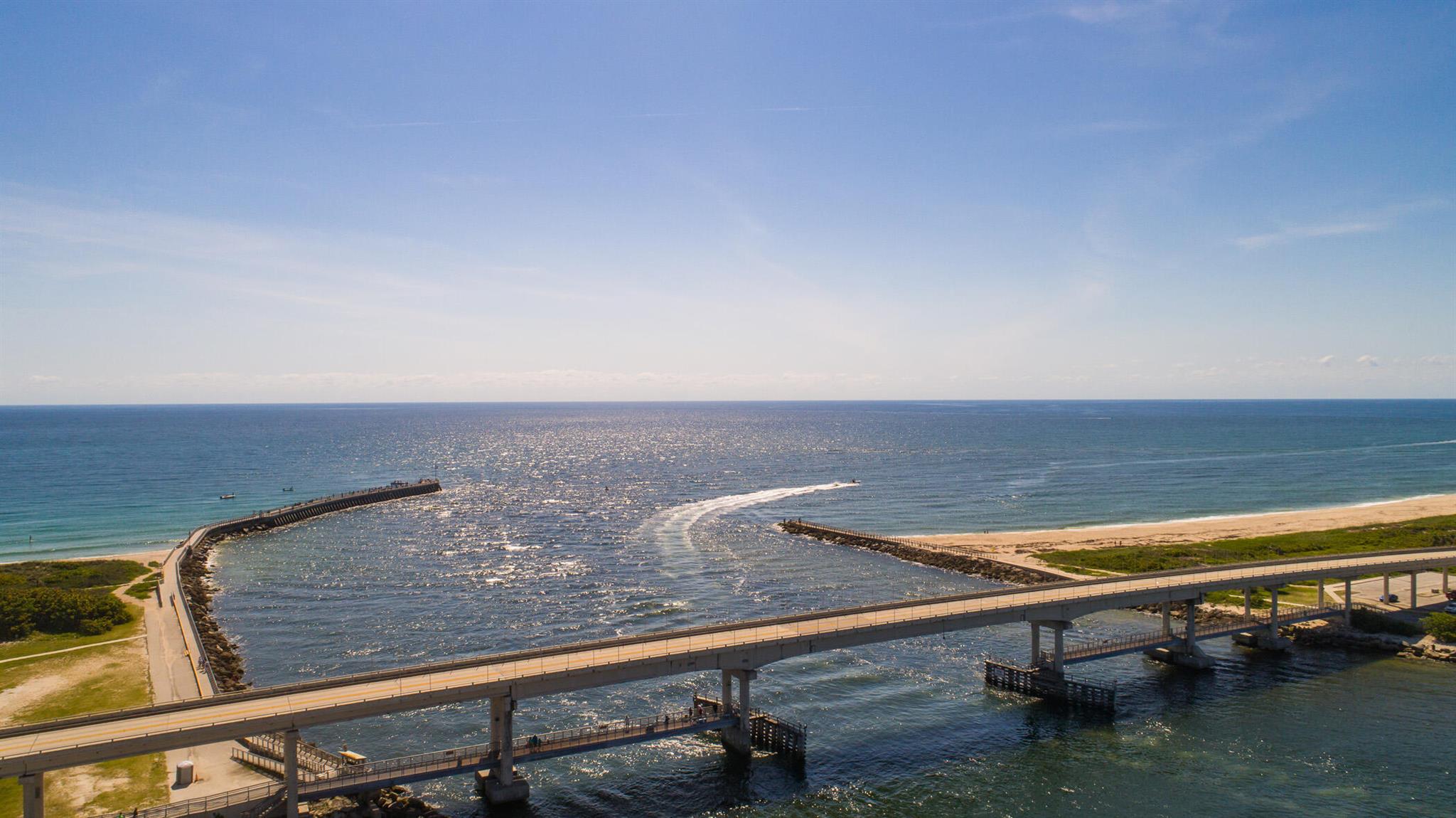 SEBASTIAN HIGHLANDS UNIT 5 - Residential