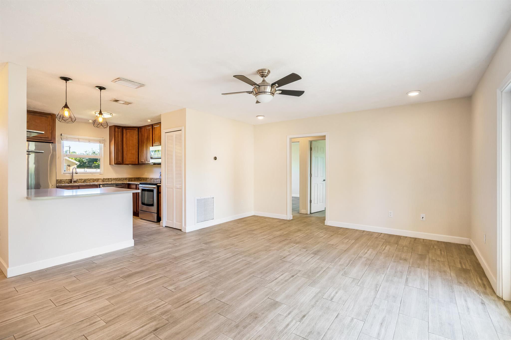 SEBASTIAN HIGHLANDS UNIT 5 - Residential