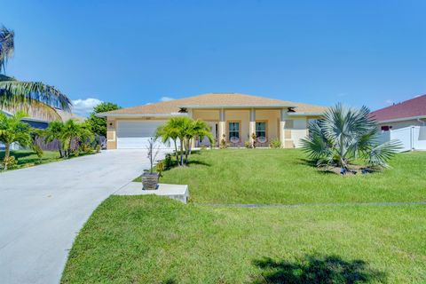 A home in Port St Lucie