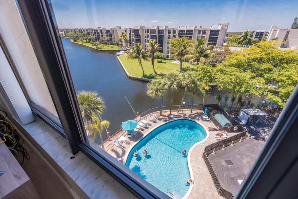 Photo of 22 Royal Palm Way #Ph606, Boca Raton, FL 33432 (MLS # B26008590)