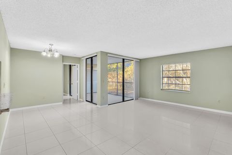 Tiny photo for 10790 NW 14th Street #192, Plantation, FL 33322 (MLS # B26011107)