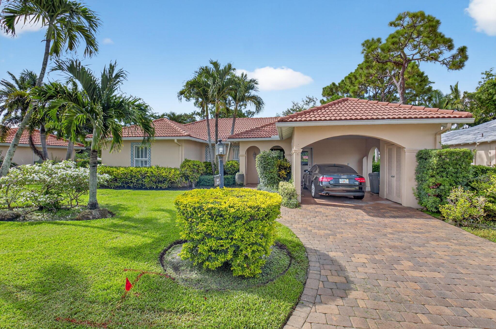 2 Fairway Drive, Boynton Beach, FL, 33436/$749,900 3 2 Fairway Drive