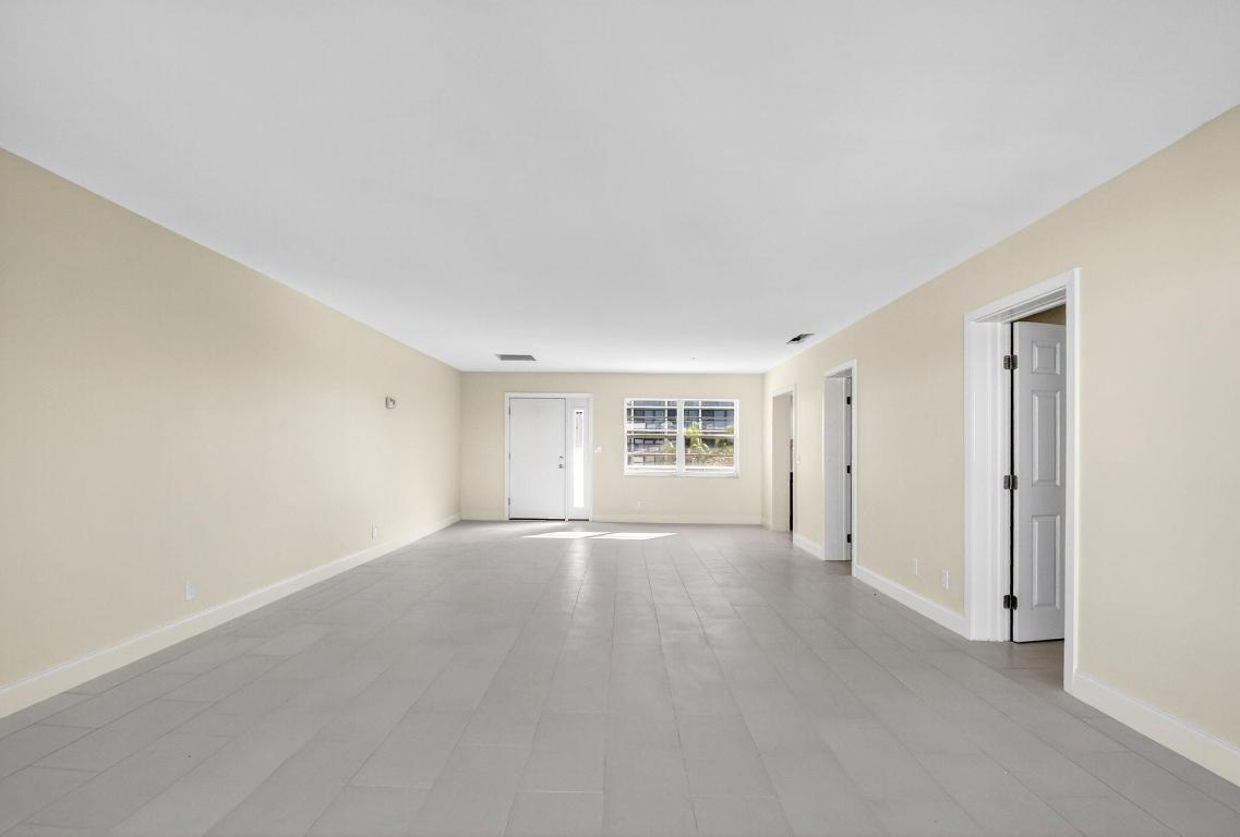 CARLTON HOUSE CONDO - Residential