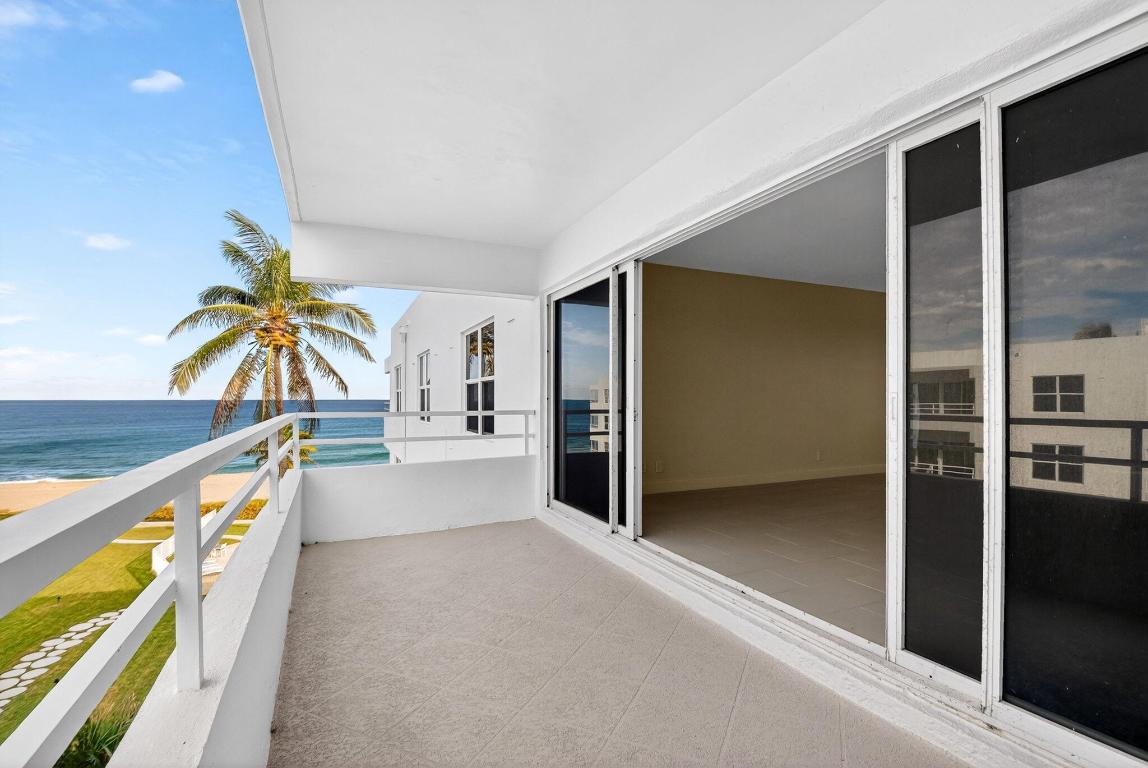 CARLTON HOUSE CONDO - Residential