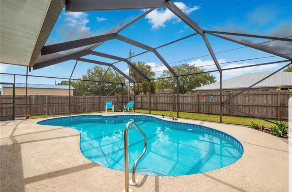 Photo of 1138 SW Gardena Avenue, Port Saint Lucie, FL 34953 (MLS # R10942524)