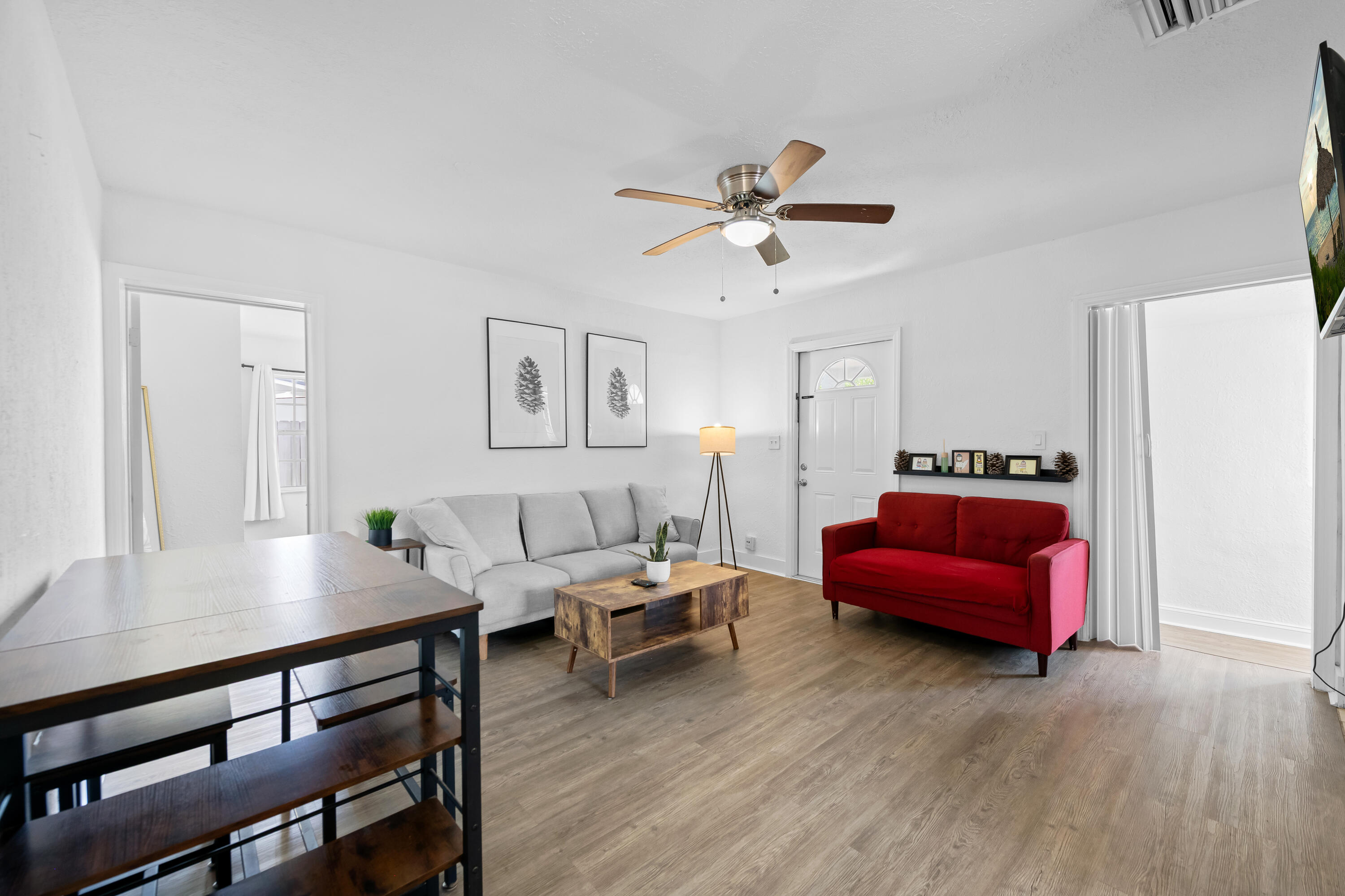 2571 NW 18th Court