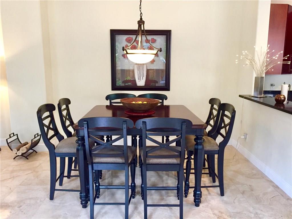 Villa Capri - Residential