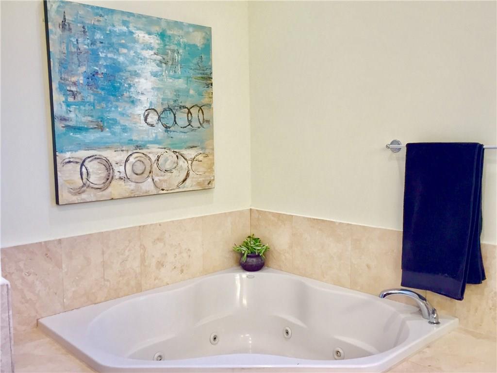 Villa Capri - Residential