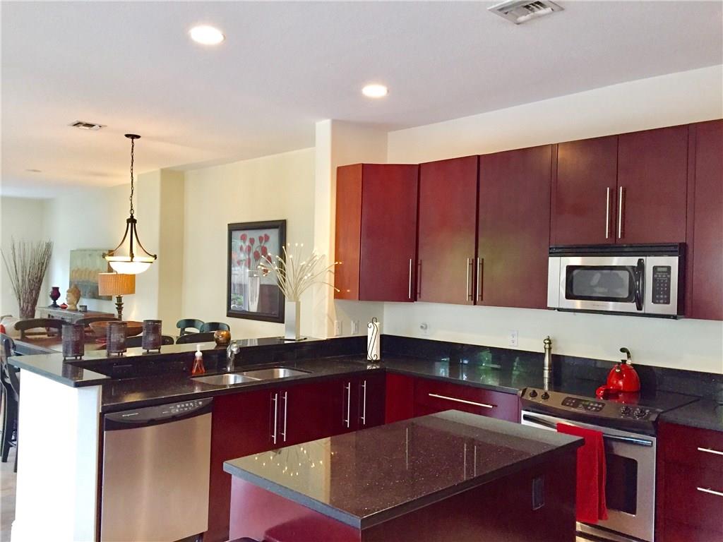 Villa Capri - Residential