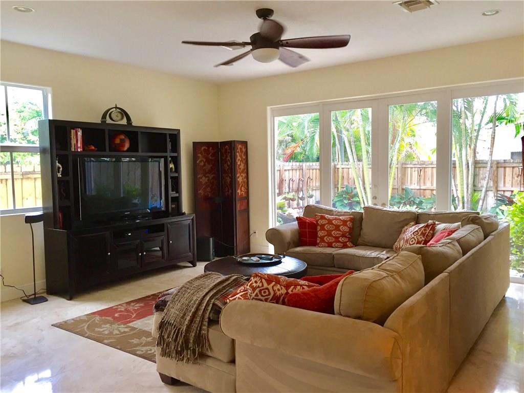 Villa Capri - Residential